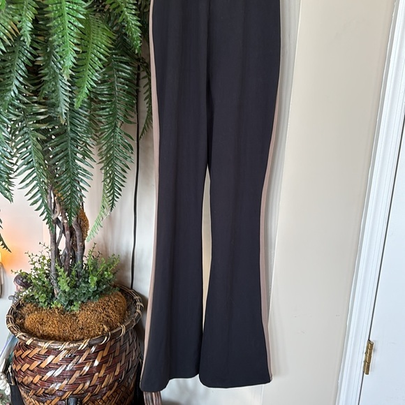 Brand New Sincerely Jules Active Black Tan Colorblock Pull-On Stretch Jumpsuit - Picture 9 of 14
